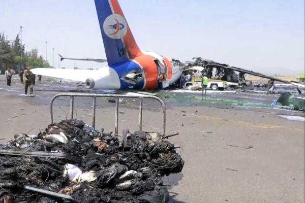 تصدير النفط مقابل تشغيل مطار صنعاء