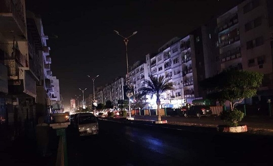 الحكومة تقر حزمة طوارئ لاحتواء أزمة الكهرباء وسط تصاعد الغضب الشعبي