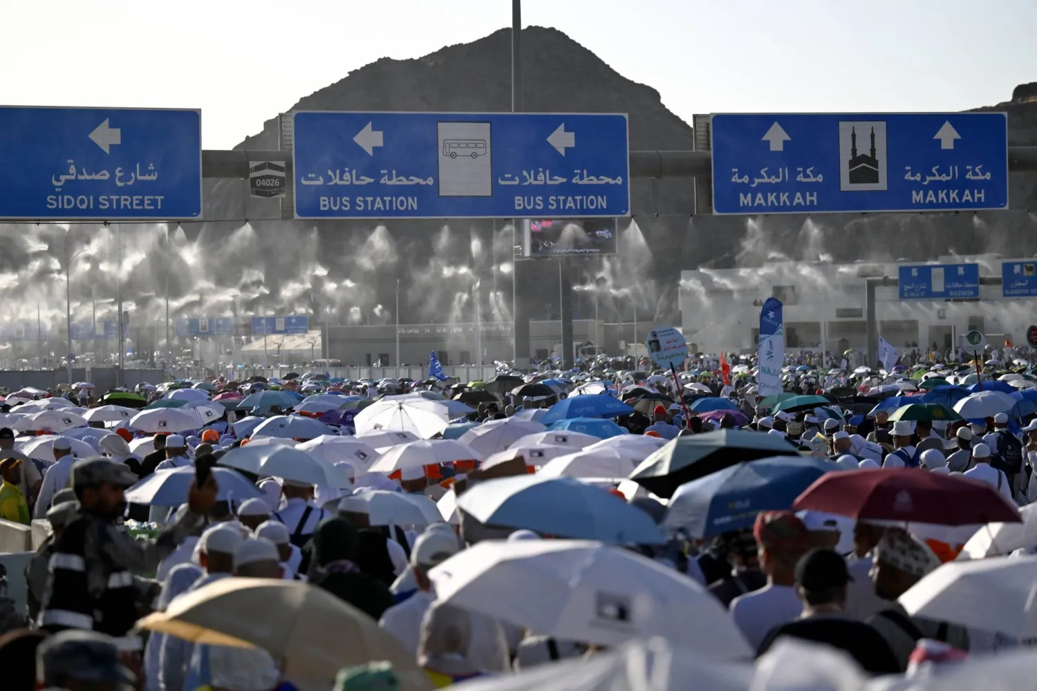 موسم الحج يودع الصيف... والعودة بعد 25 عاماً