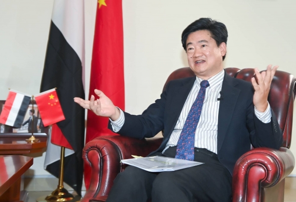 بكين: الصين تدعم الشرعية وتتحدث مع الحوثيين وترفض هجماتهم البحرية