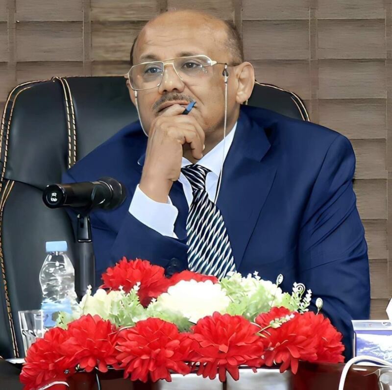 ‏لماذا يؤيد اليمنيون قرارات البنك المركزي في عدن؟ حملة واسعة تؤكد