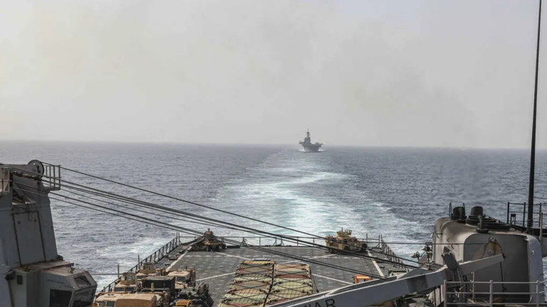 الحوثيون: استهدفنا سفينة نفطية بريطانية في البحر الأحمر (فيديو)