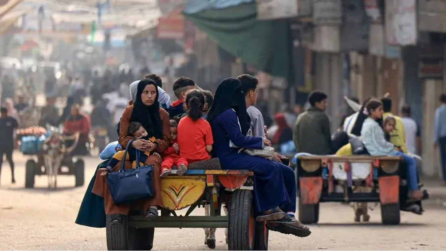 807 آلاف فلسطيني ما زالوا صامدين في غزة وشمالها رغم العدوان الإسرائيلي الوحشي.. نزح الثلث فقط نحو الجنوب