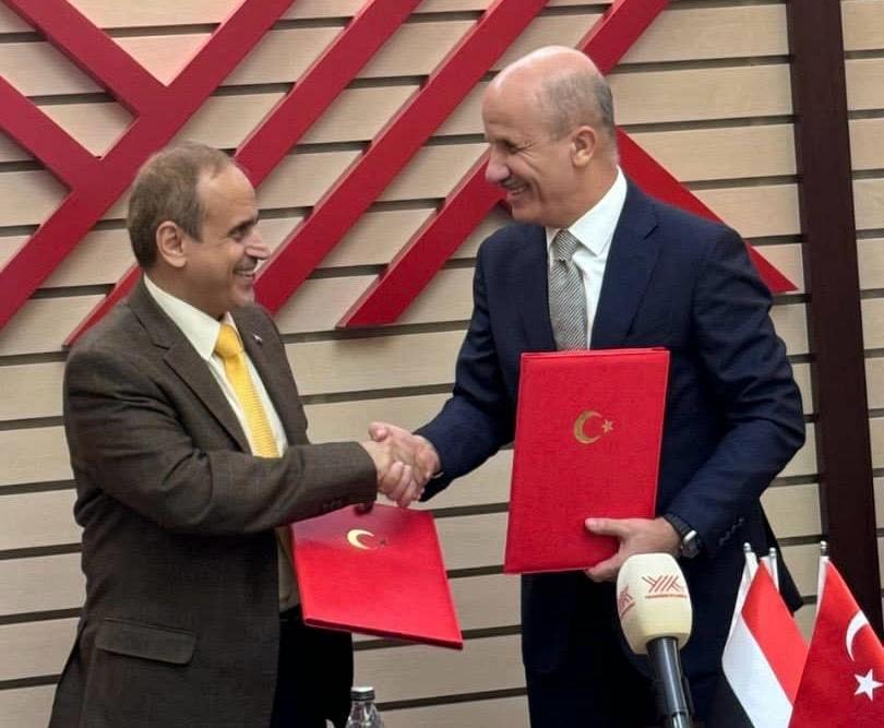 اليمن وتركيا توقعان مذكرة تفاهم للتعاون في التعليم العالي والبحث العلمي