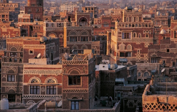 رجل يقتل زوجته أثناء نومها في صنعاء