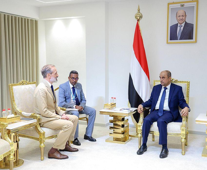 رئيس الوزراء لمنسق الأمم المتحدة: الحرب الاقتصادية التي تشنها المليشيا تعمّق الكارثة الإنسانية القائمة