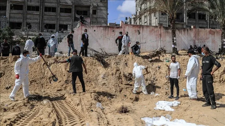انتشال 334 جثة من مجمع ناصر في غزة والصحة تعلن ارتفاع حصيلة الشهداء إلى 34 ألفا و262