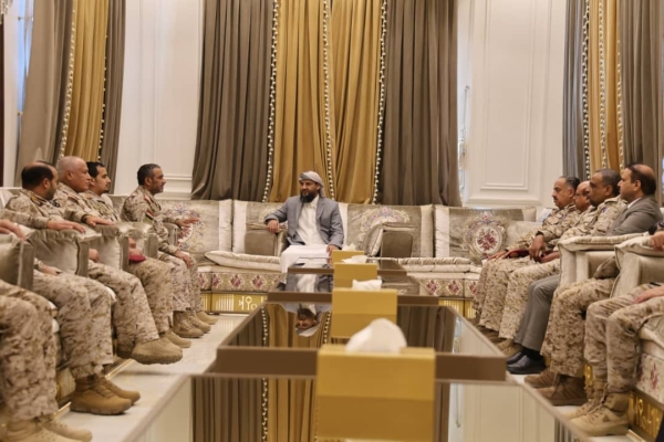 المحرمي يقول إن سقوط الحوثيين بات وشيكًا